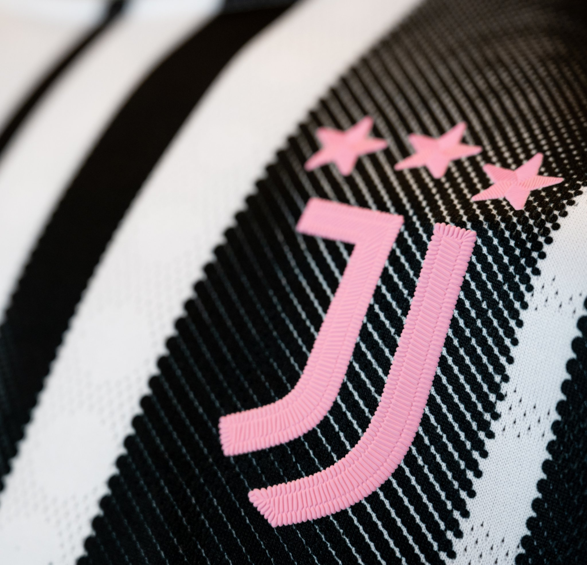 包含德甲倒计时，波尔图转会期官宣签约，细节引发关注，管理层满意，身体对抗强度拉满的词条-九游体育入口